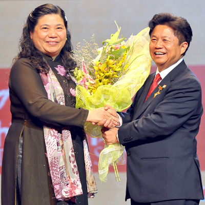 បំផុសកម្មវិធីមនោសញ្ជេតនា Truong Son។